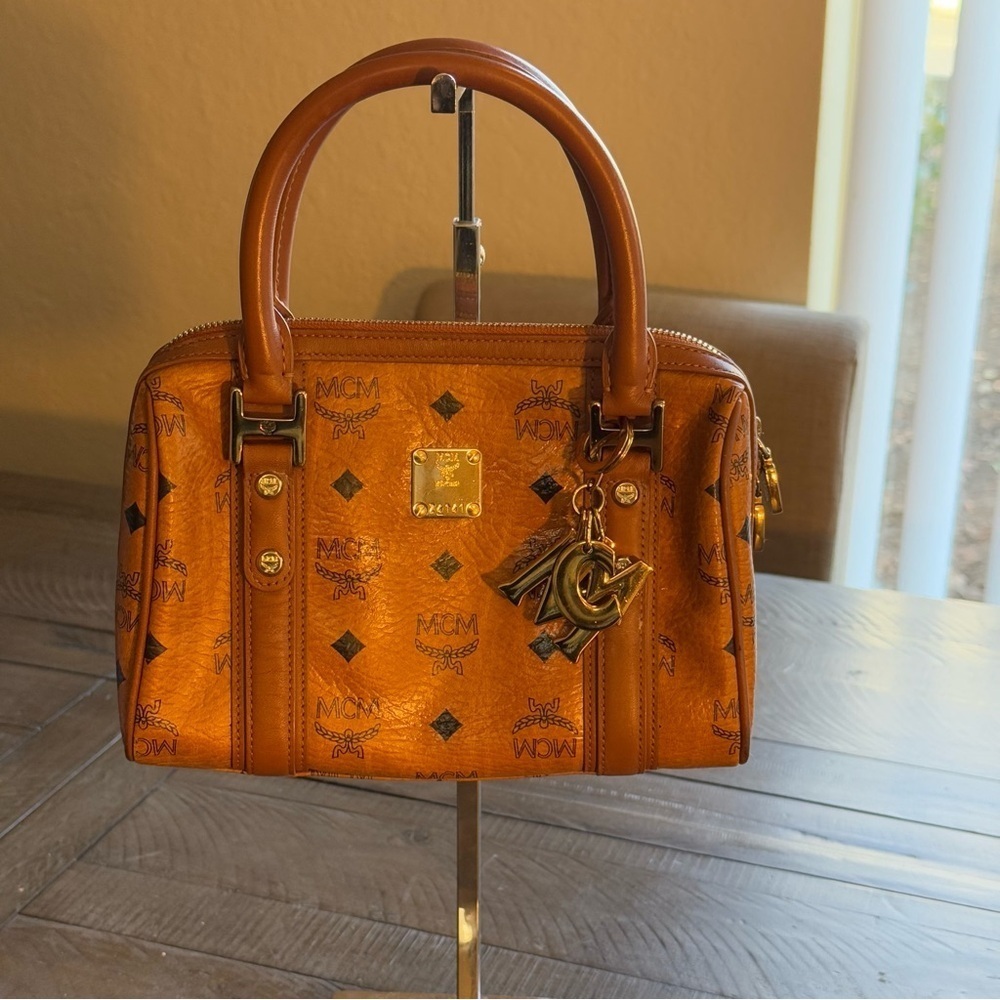 💎MCM COGNAC SMALL BOSTON BAG EUC💎 - Picture 2 of 14